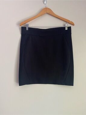 Toad & Co black medium TRANSITA SKIRT